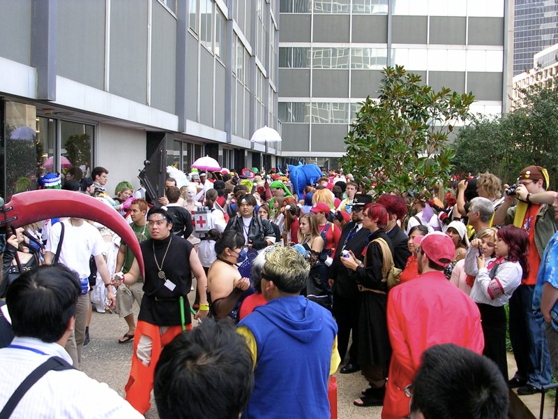 Illustration for article titled Video Game Cosplay Record Brutally Beaten